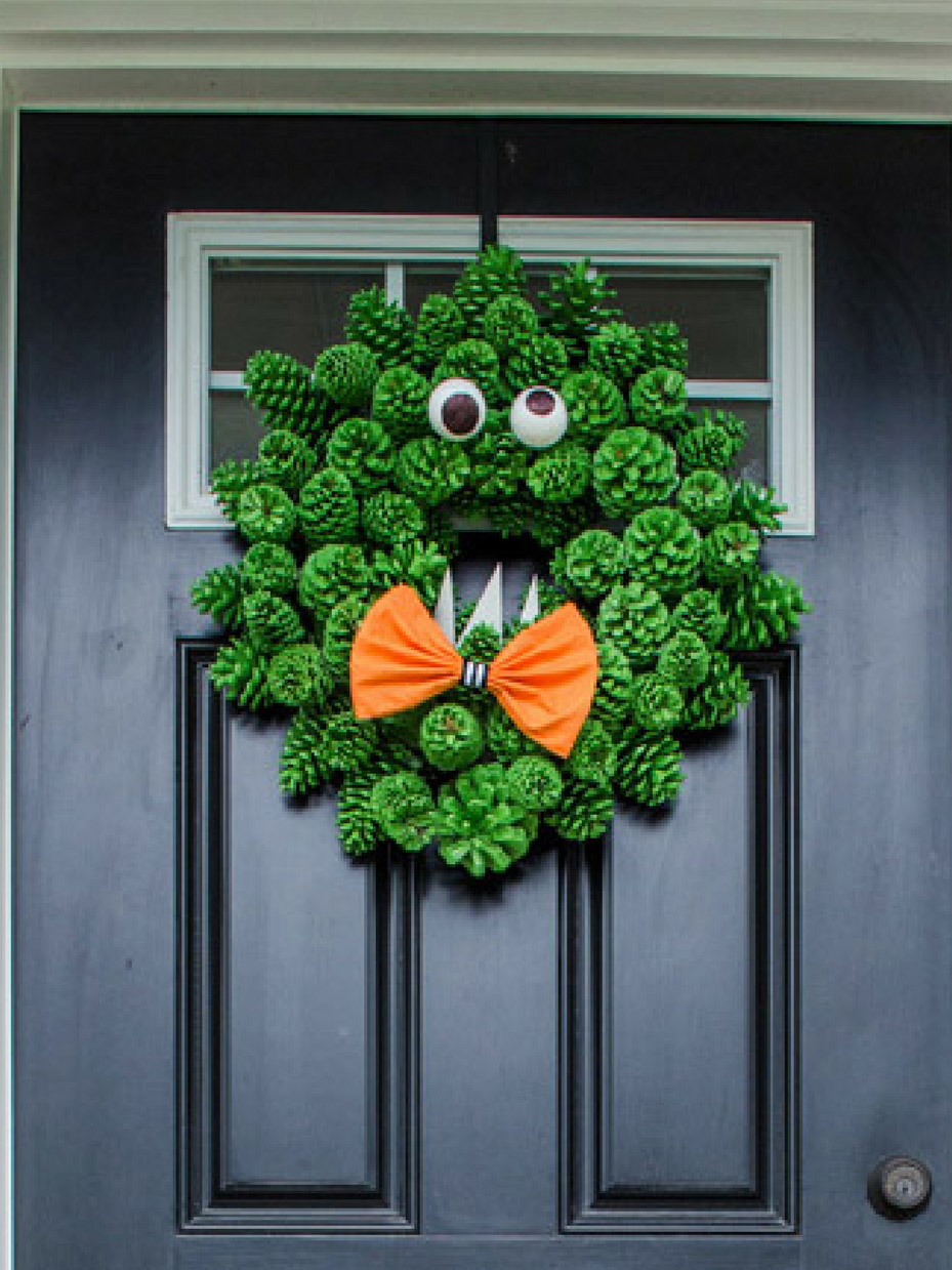 15 DIY Halloween Wreath Ideas Fun365